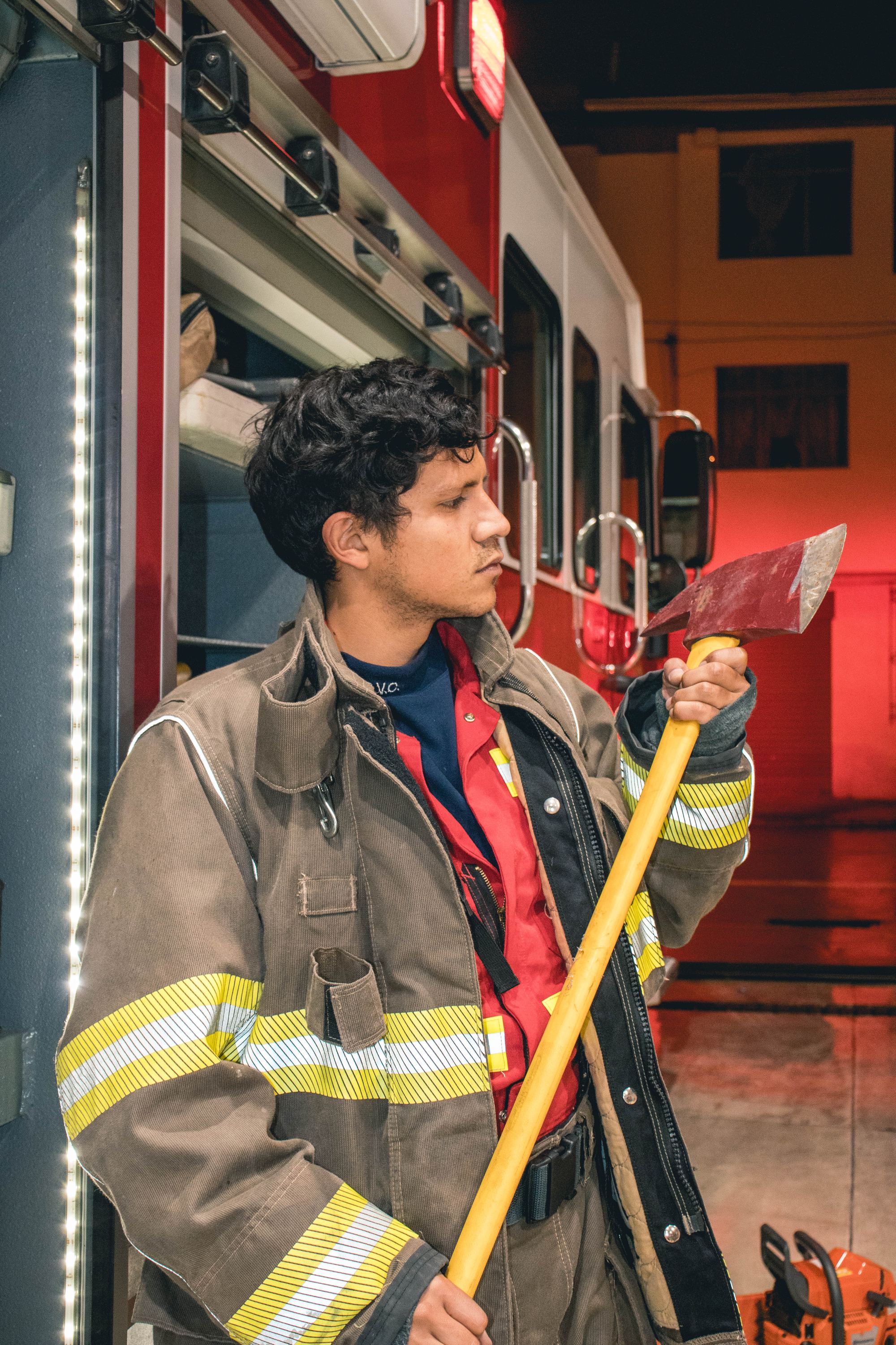 Antonio Barahona — Bombero Cuenca